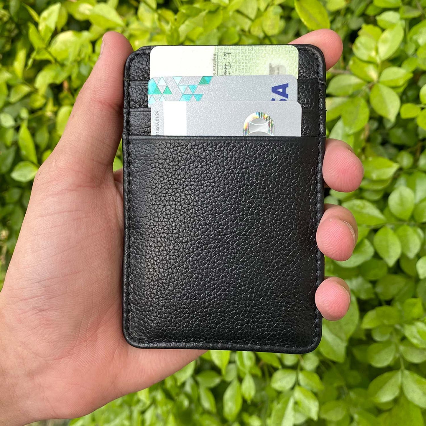 Leather Magic Wallets For Men - Classic Design, Unique Leather Card Holder - Stylish & Durable Men's Wallets Leather In(Black)