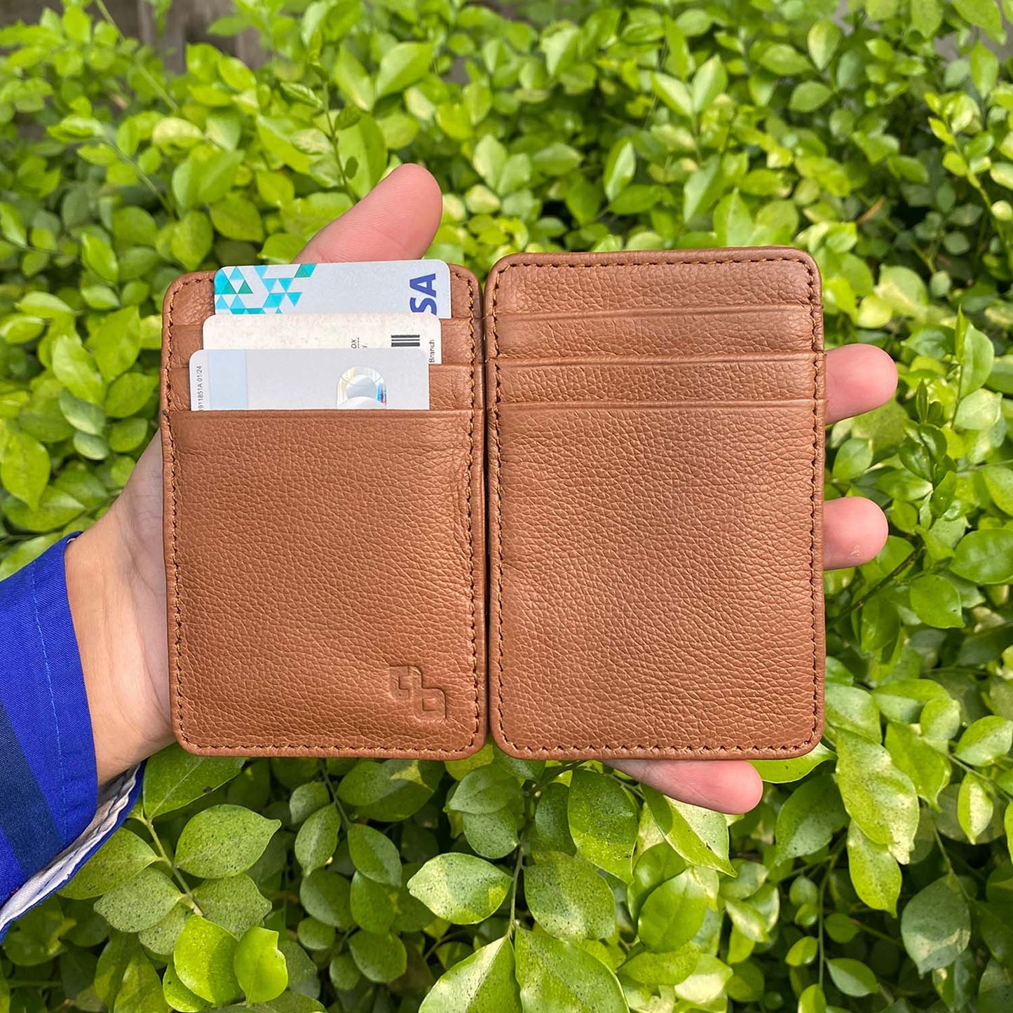 Leather Magic Wallets For Men - Classic Design, Unique Leather Card Holder - Stylish & Durable Men's Wallets Leather In (Brown)