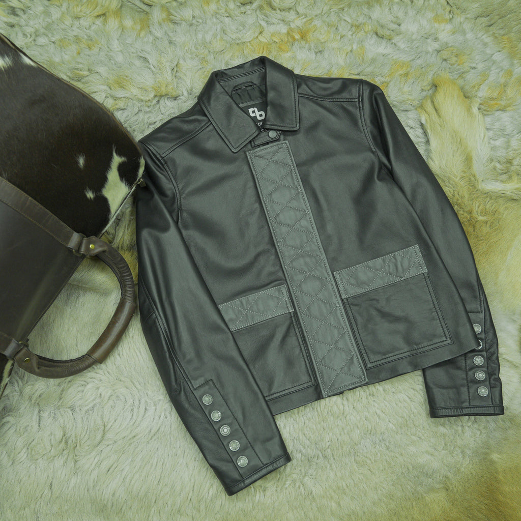 COGOBUSH Black Women’s Genuine Sheep Leather Jacket – Timeless Black, Soft Luxury, Built to Last
#COGOBUSH #WomensLeatherJacket #BlackLeatherJacket #SheepLeather #BikerStyle #LeatherFashion #TimelessStyle #MotorcycleGear